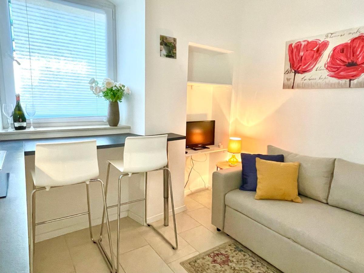 Happy Casa Isola Piccola Appartement Izola Buitenkant foto